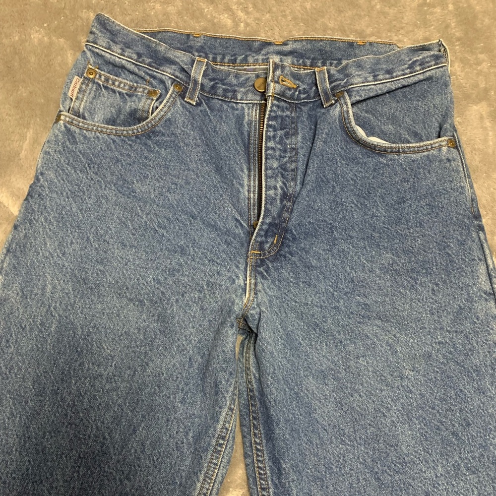 Men’s insulated Carhart jeans.